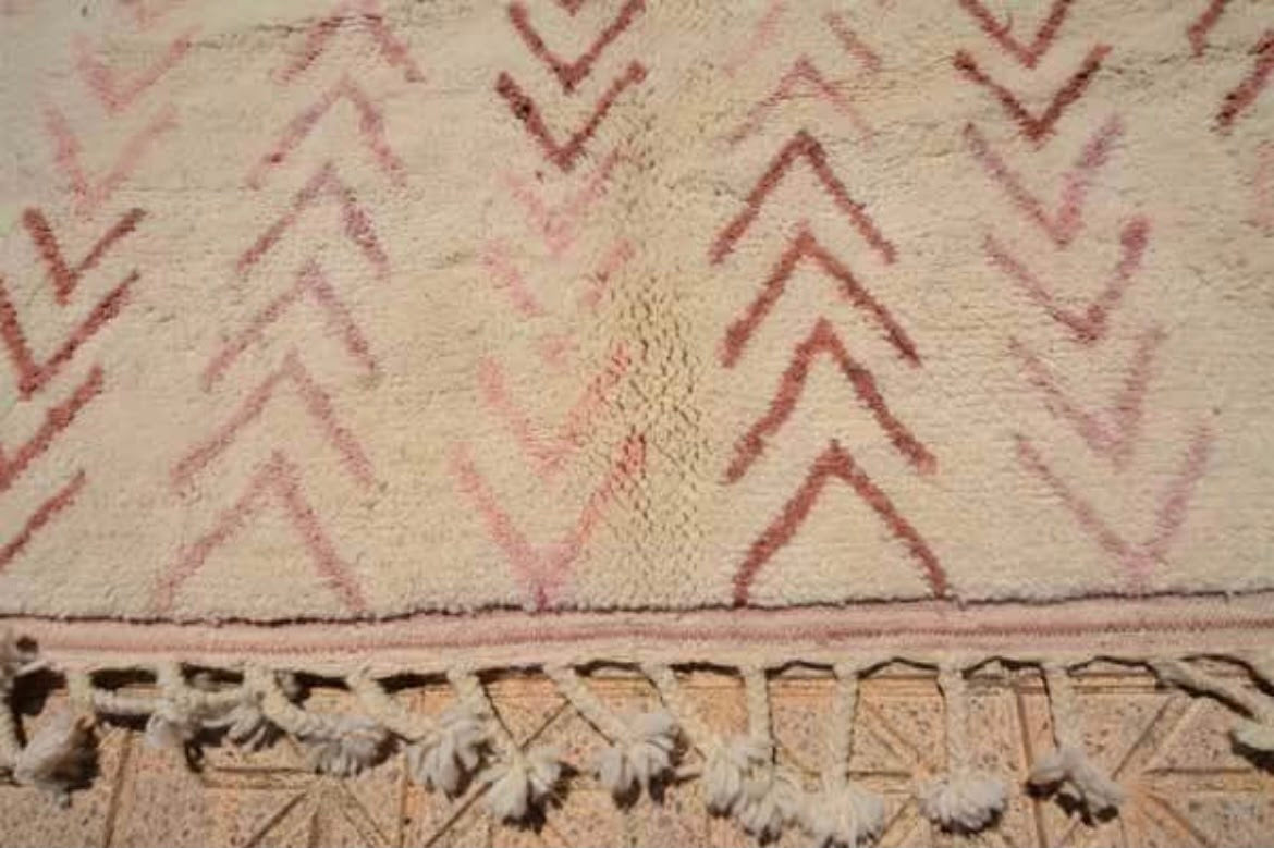 Tanta Area Rug