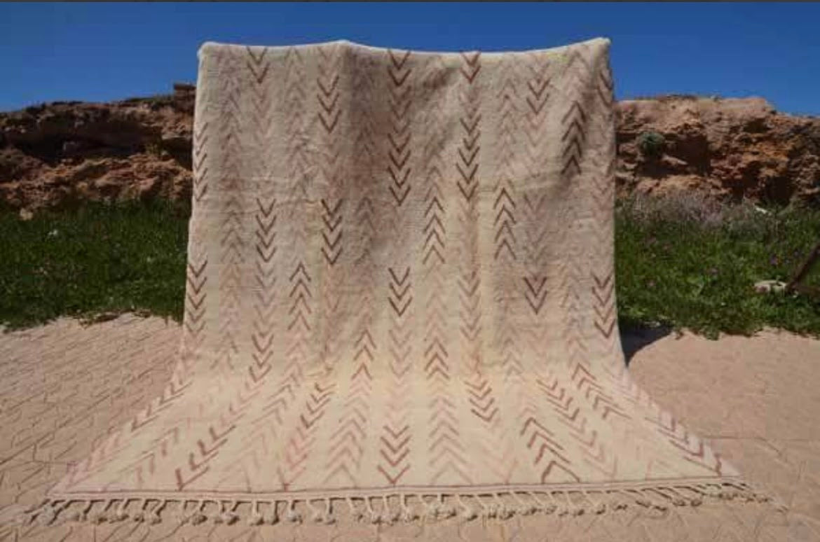 Tanta Area Rug