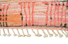 Load image into Gallery viewer, Cairo Accent Rug
