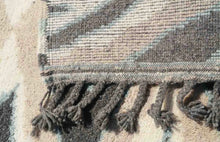 Load image into Gallery viewer, Aswan Area Rug
